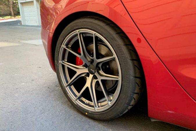 Bridgestone RE71R 265/35R19 – Tesla Model 3 Wiki