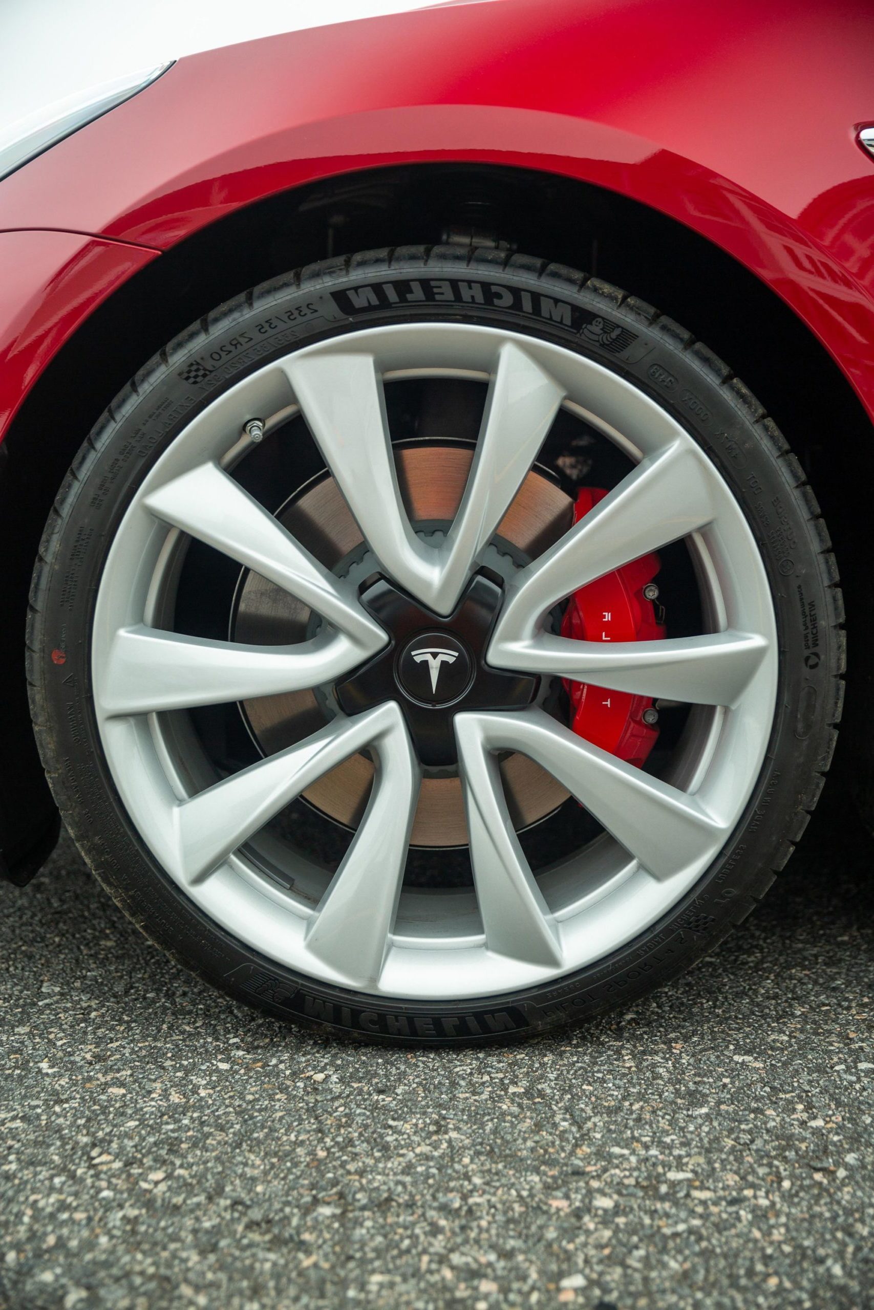 Tesla Model 3 with Performance package and 20 inch wheels Tesla Model